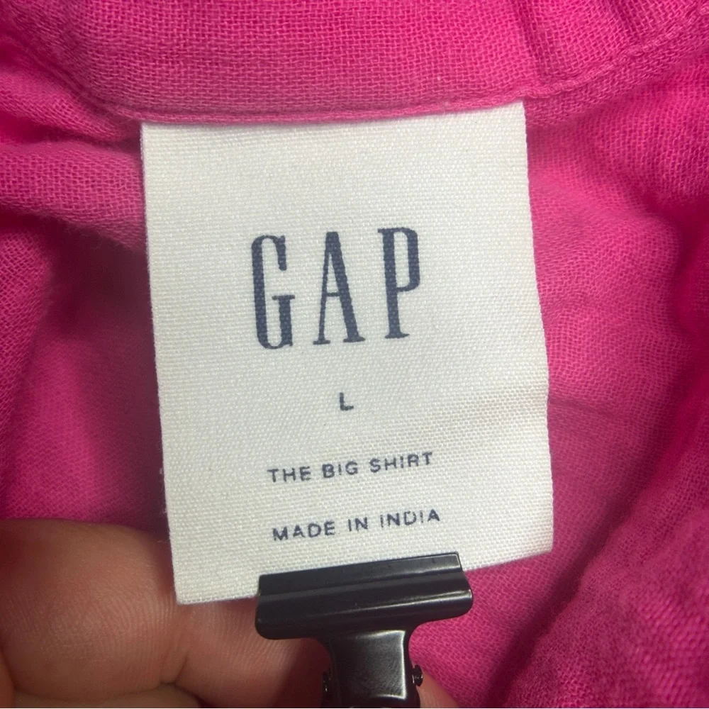 EUC GAP Pink Button-Down Shirt Size L - Picture 9 of 13